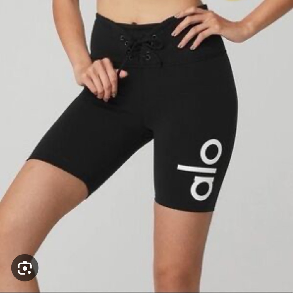 ALO Yoga Women's Black High-Waisted Shorts (Yogi lace up)